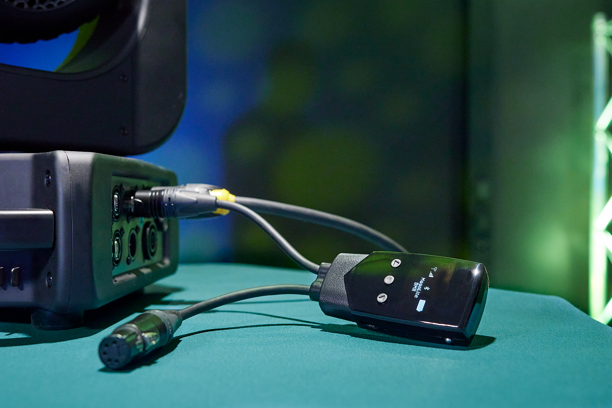 【新品】LumenRadio MoonLite2，便攜式、可充電的CRMX 收發(fā)器